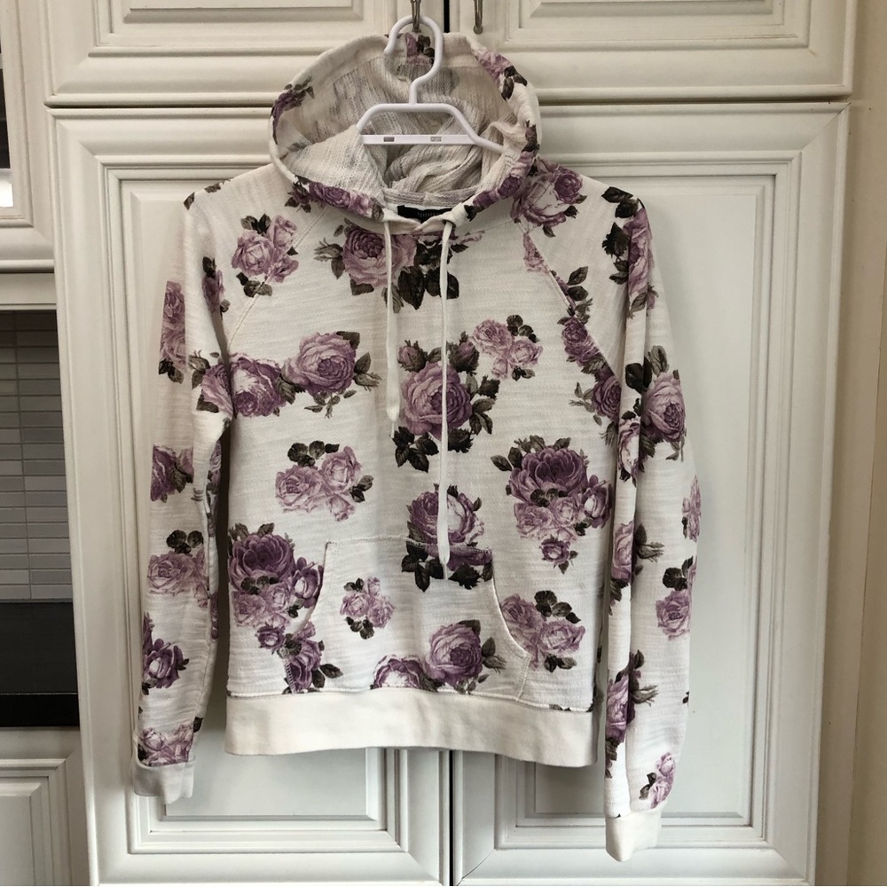 Forever 21 women’s floral hoodie
